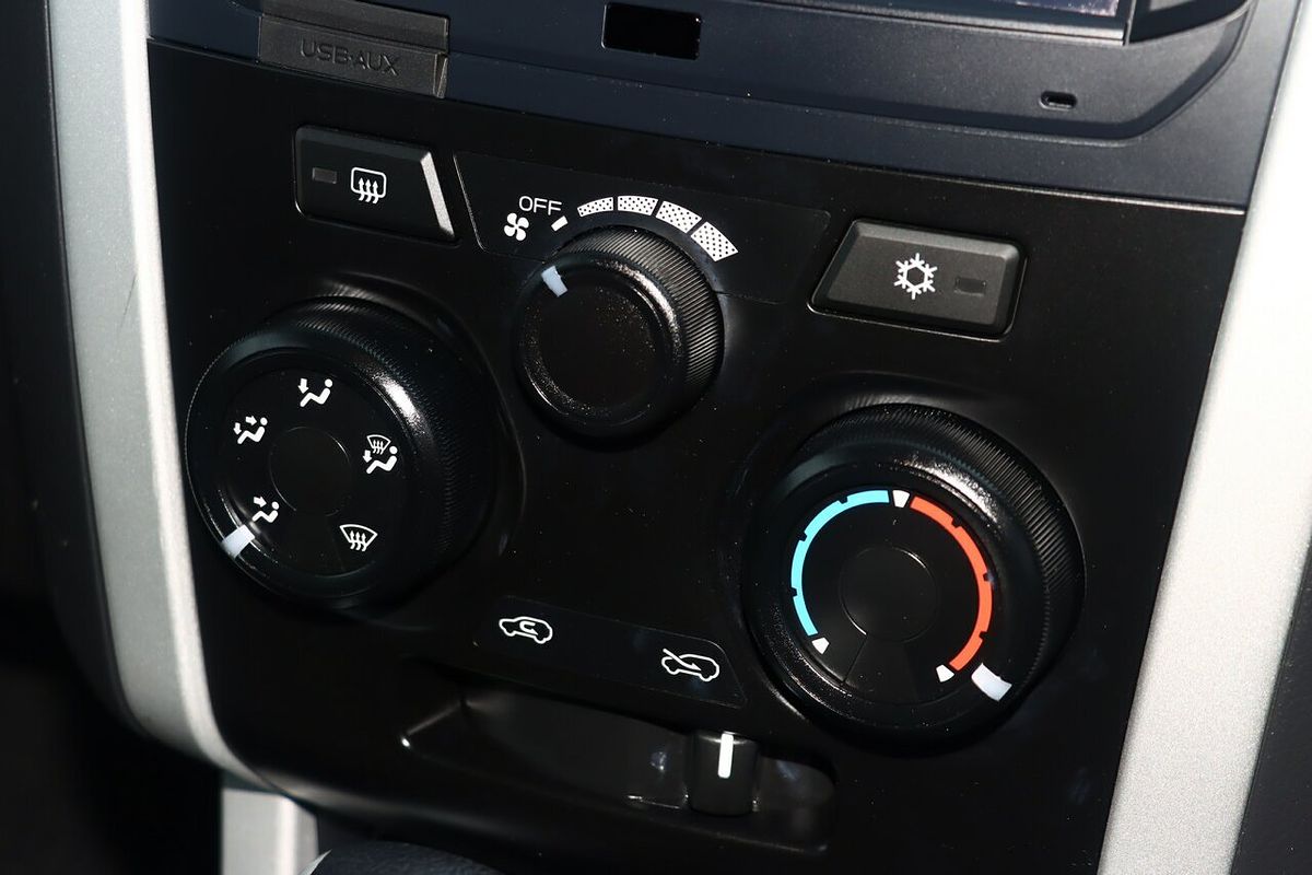 2020 Isuzu MU-X LS-M