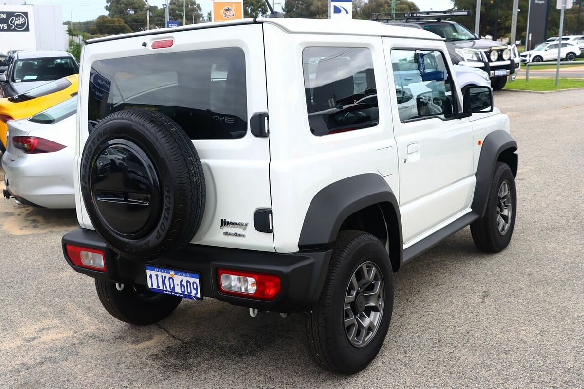 2024 Suzuki Jimny GLX GJ