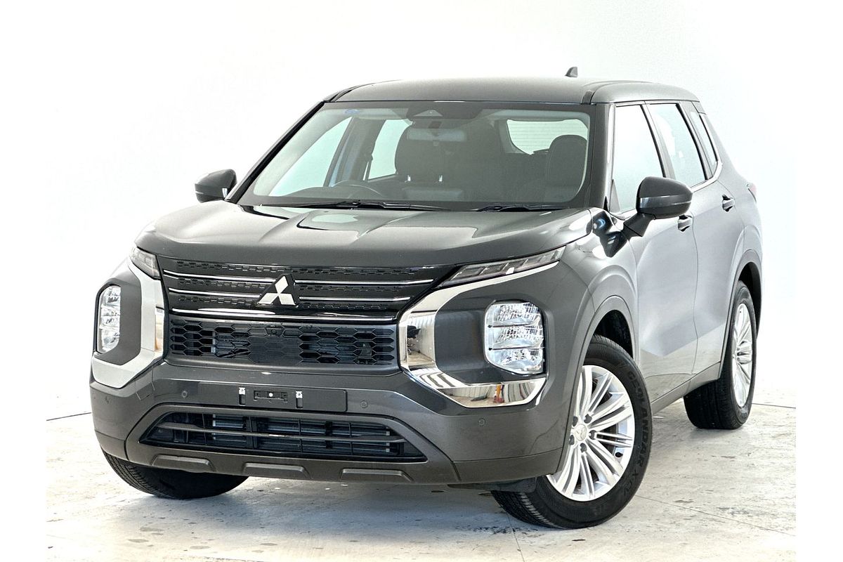 2024 Mitsubishi Outlander ES ZM
