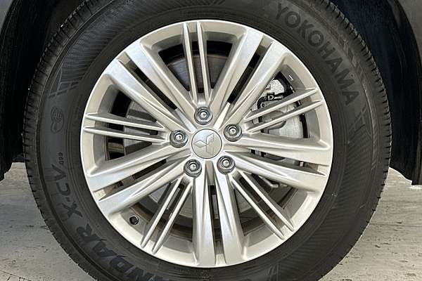 2024 Mitsubishi Outlander ES ZM