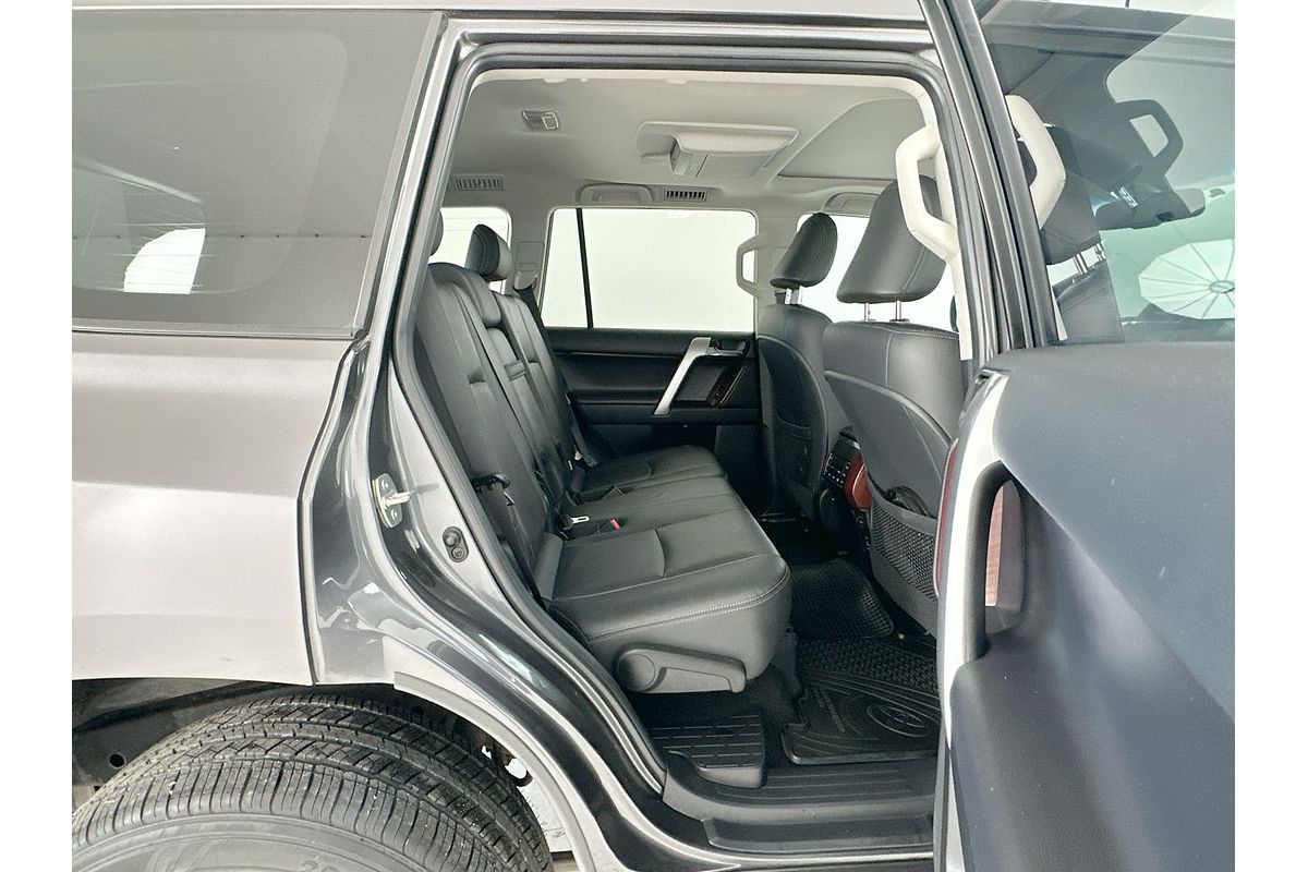 2016 Toyota Landcruiser Prado Kakadu GDJ150R