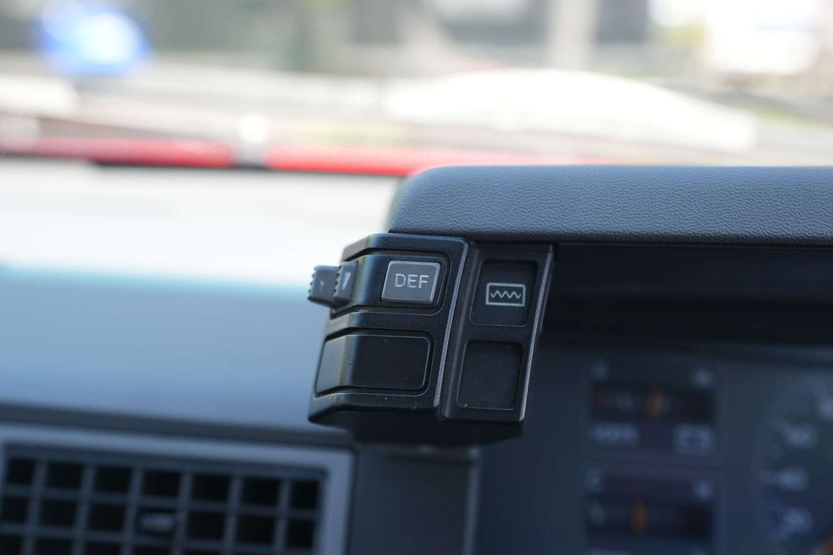 1987 Holden Calais Turbo VL