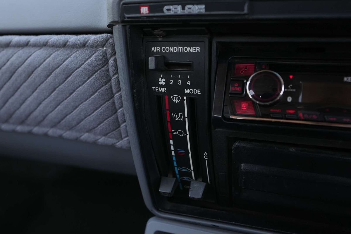 1987 Holden Calais Turbo VL