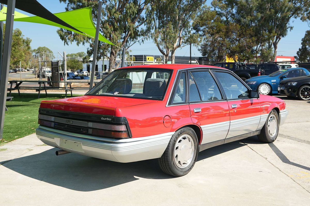 1987 Holden Calais Turbo VL
