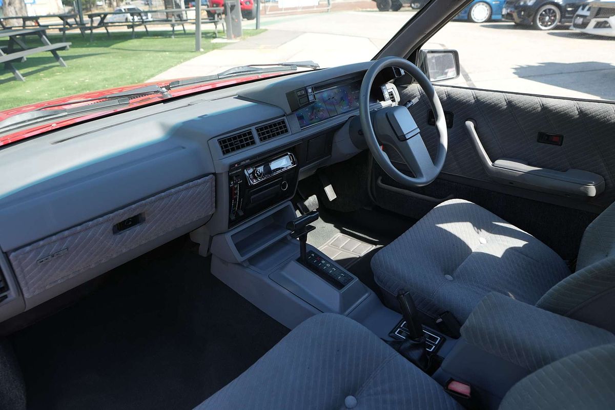 1987 Holden Calais Turbo VL