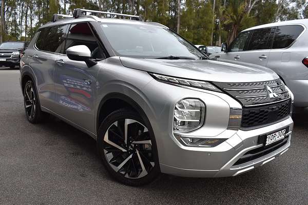 2023 Mitsubishi Outlander PHEV Exceed Tourer ZM