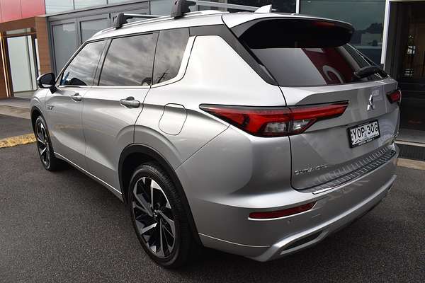 2023 Mitsubishi Outlander PHEV Exceed Tourer ZM