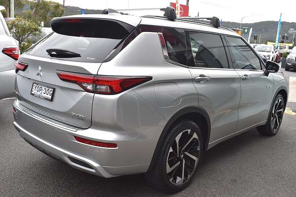 2023 Mitsubishi Outlander PHEV Exceed Tourer ZM