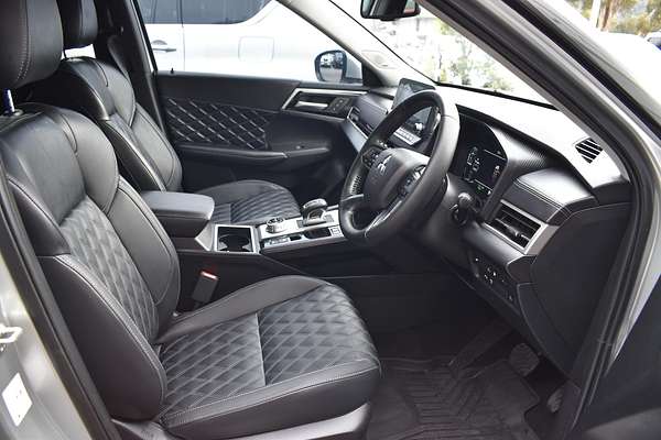 2023 Mitsubishi Outlander PHEV Exceed Tourer ZM