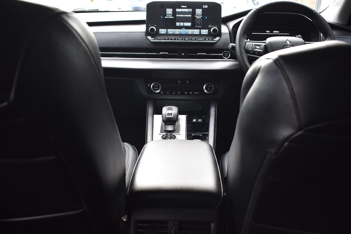 2023 Mitsubishi Outlander PHEV Exceed Tourer ZM