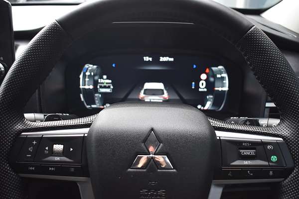 2023 Mitsubishi Outlander PHEV Exceed Tourer ZM