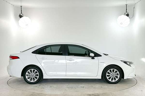 2022 Toyota Corolla Ascent Sport Hybrid ZWE211R