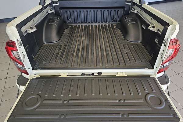 2023 Nissan Navara PRO-4X Warrior D23 4X4