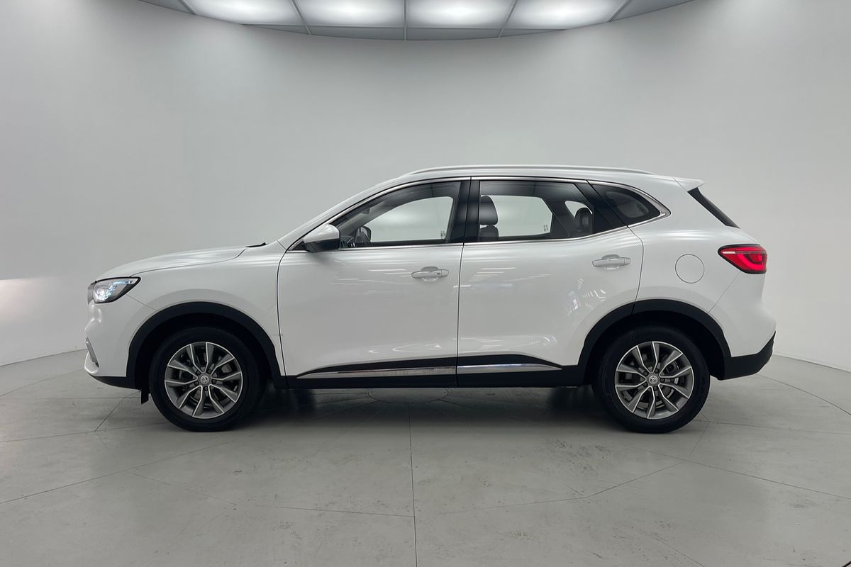 2022 MG HS Vibe SAS23