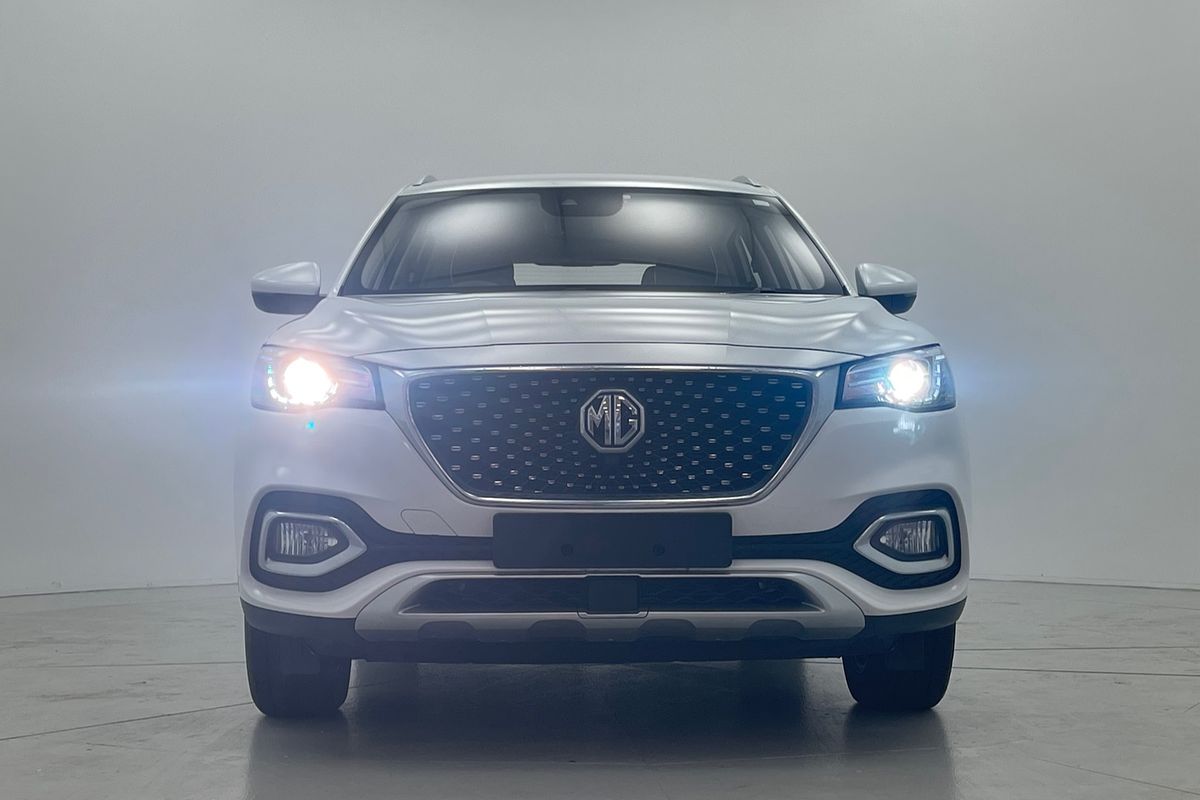 2022 MG HS Vibe SAS23