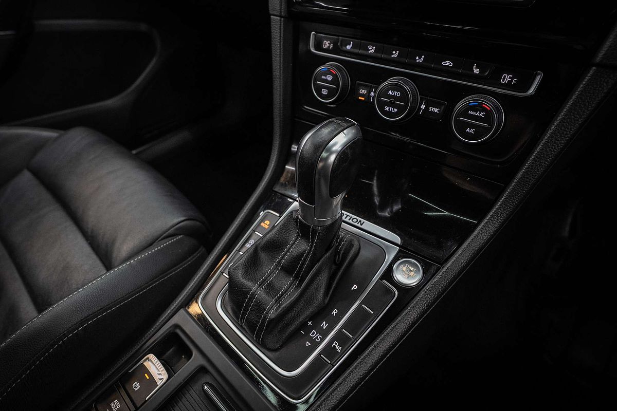 2014 Volkswagen Golf R 7