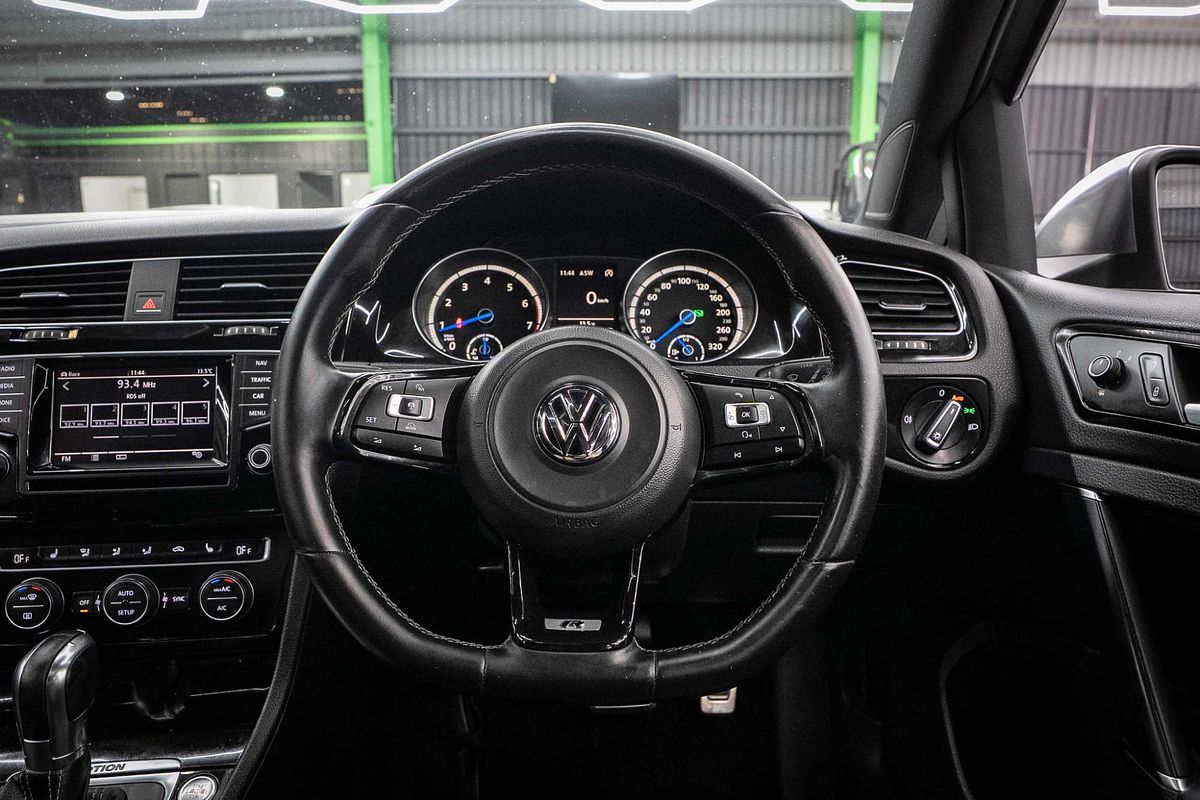 2014 Volkswagen Golf R 7