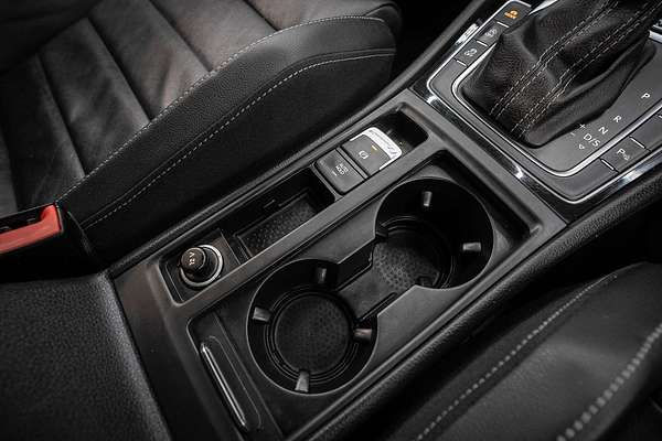 2014 Volkswagen Golf R 7