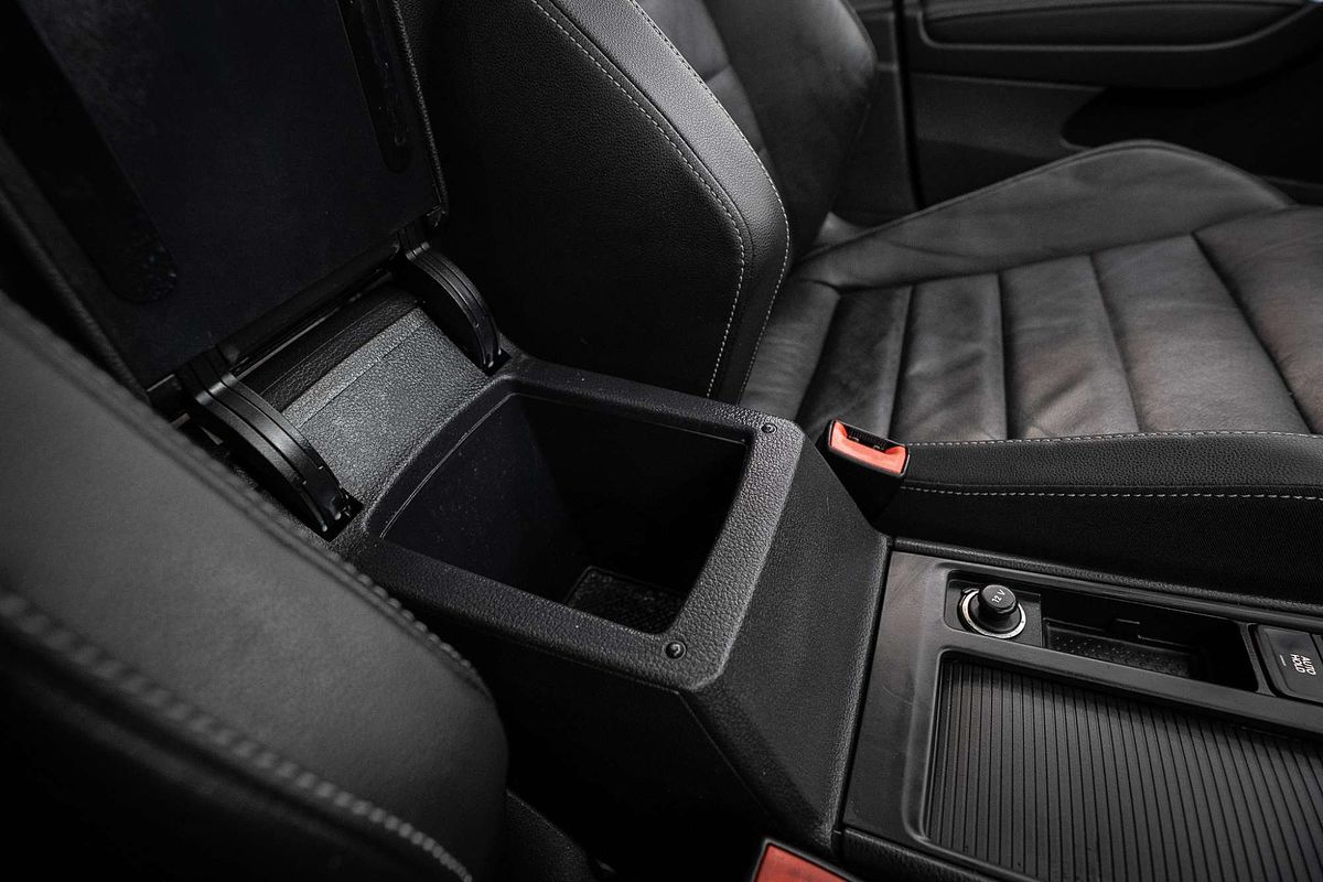2014 Volkswagen Golf R 7