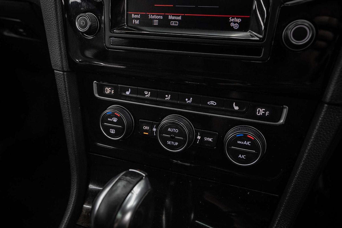 2014 Volkswagen Golf R 7