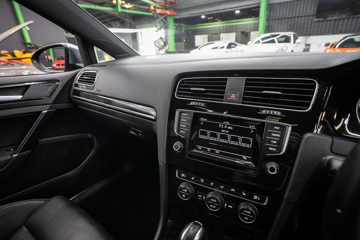 2014 Volkswagen Golf R 7