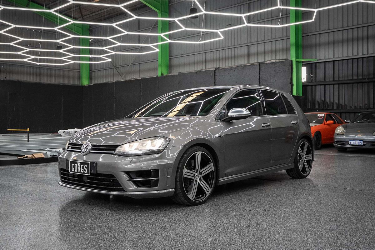 2014 Volkswagen Golf R 7