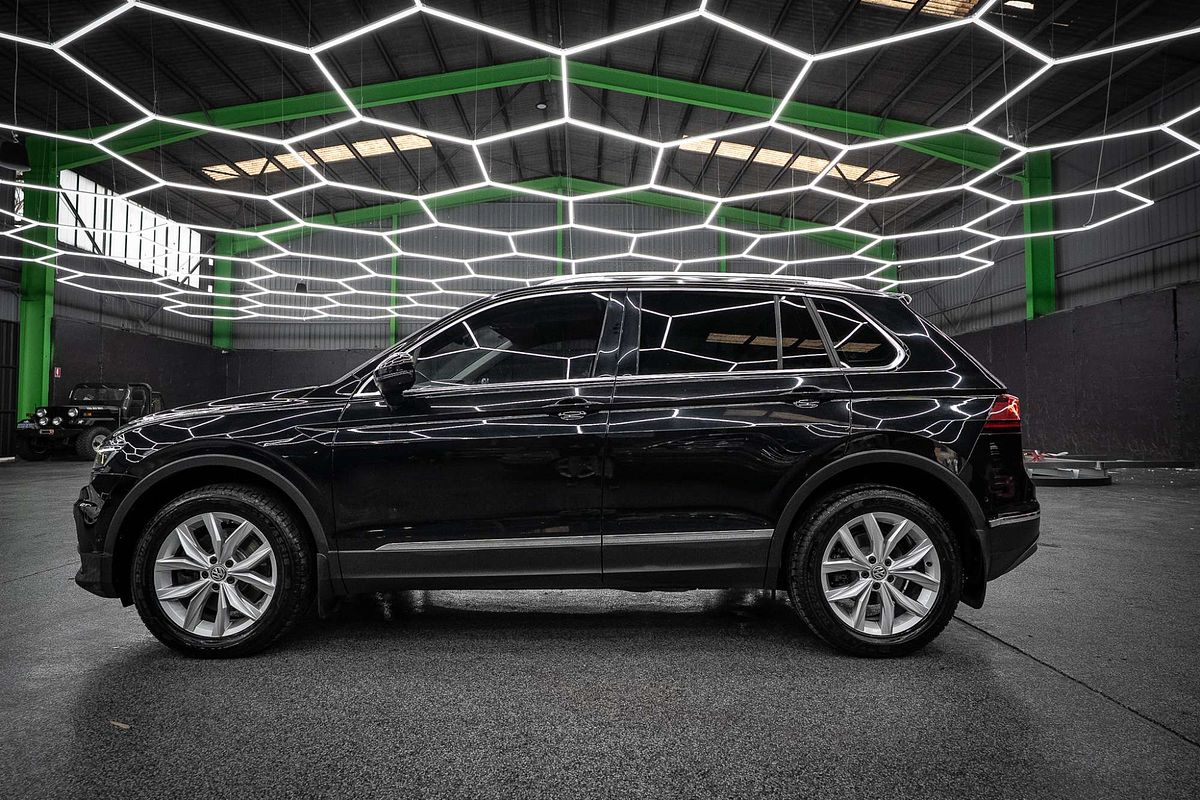 2016 Volkswagen Tiguan 140TDI Highline 5N