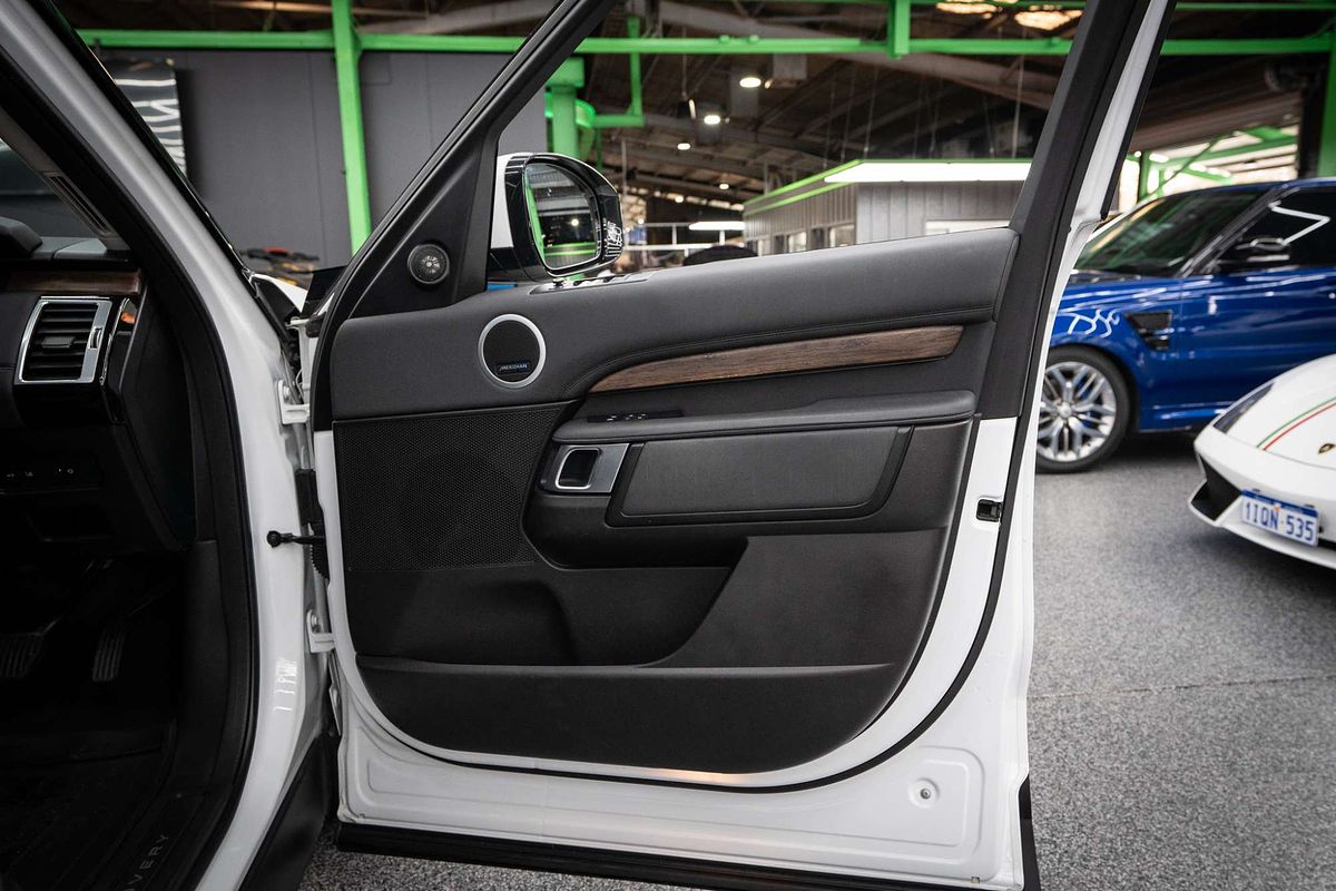 2018 Land Rover Discovery SD4 HSE Series 5