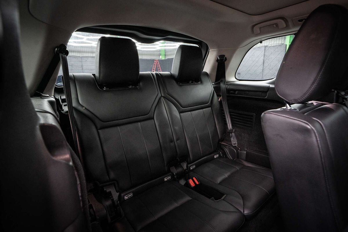 2018 Land Rover Discovery SD4 HSE Series 5
