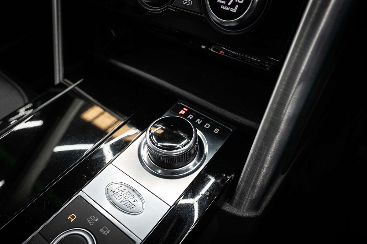 2018 Land Rover Discovery SD4 HSE Series 5