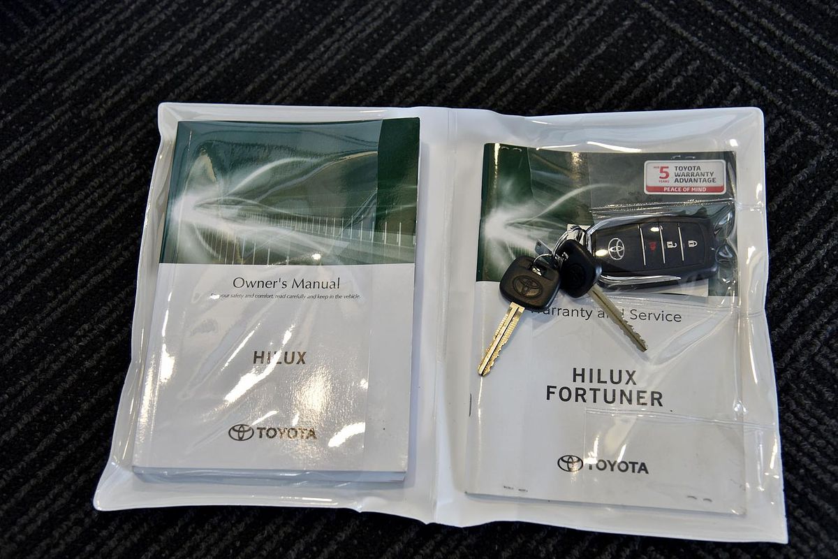 2021 Toyota Hilux SR5 GUN126R 4X4