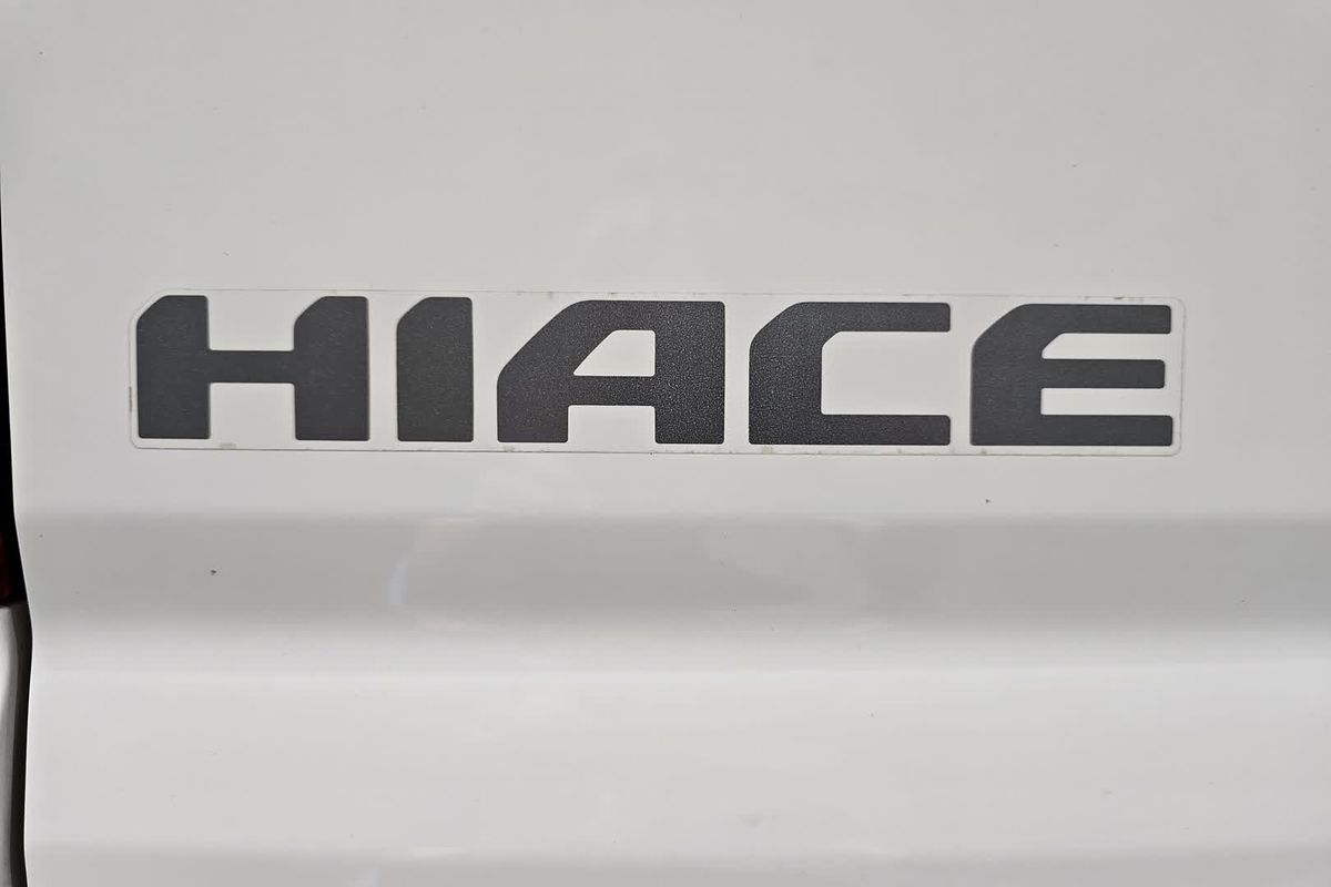 2021 Toyota Hiace Hiace Van LWB 2.8L T Diesel Automatic Crew GDH300R LWB