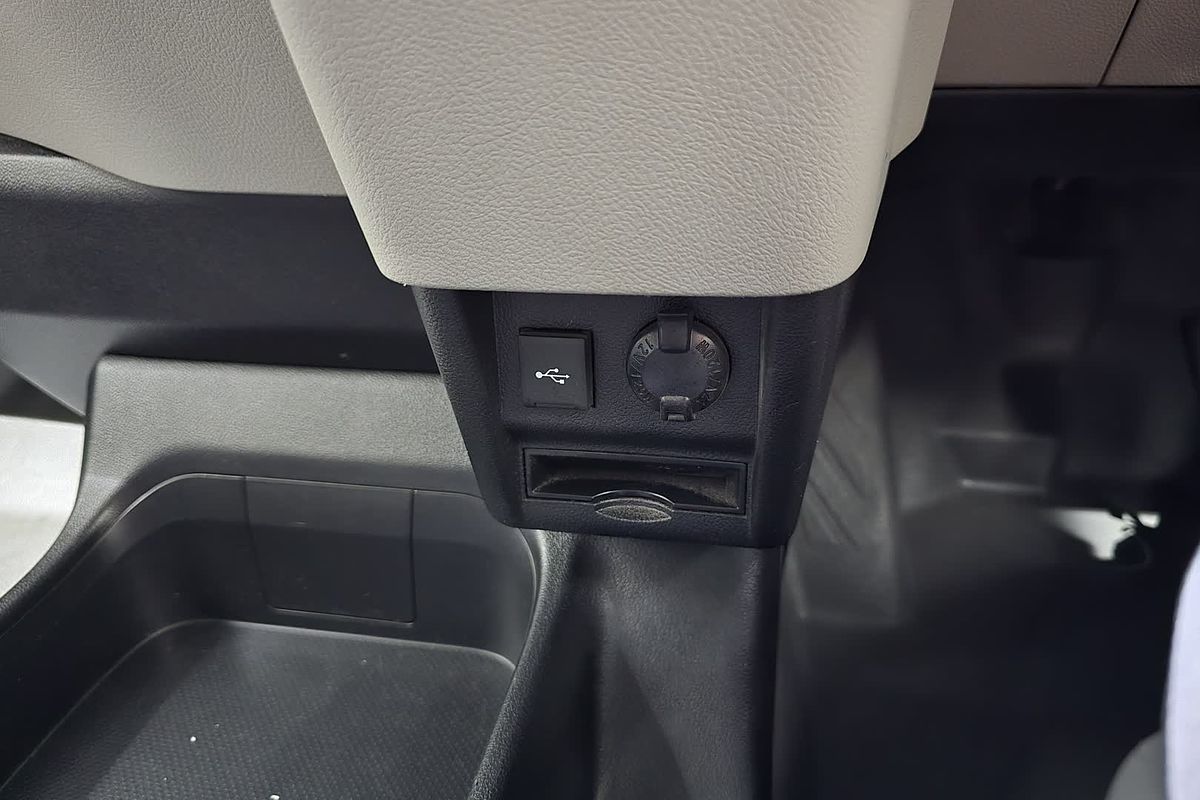 2021 Toyota Hiace Hiace Van LWB 2.8L T Diesel Automatic Crew GDH300R LWB