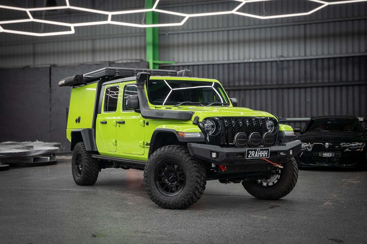 2021 Jeep Gladiator Night Eagle JT All Wheel Drive