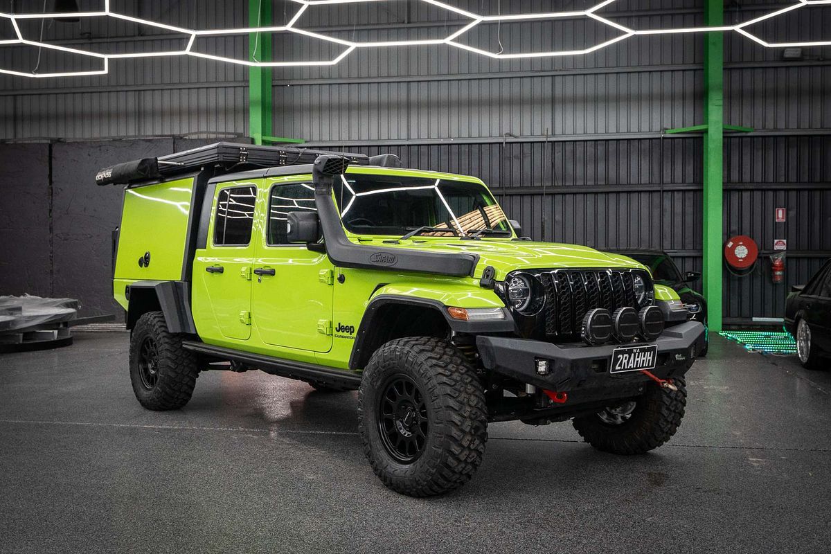 2021 Jeep Gladiator Night Eagle JT All Wheel Drive