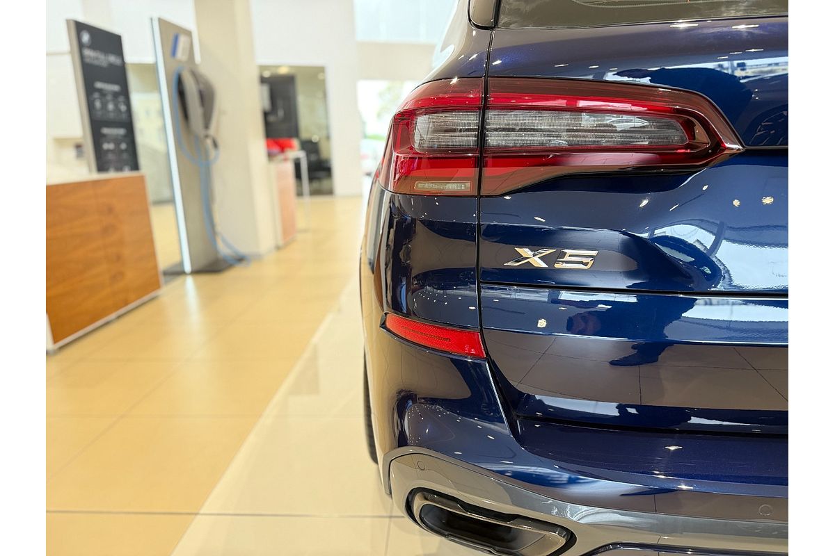 2022 BMW X5 xDrive30d M Sport G05