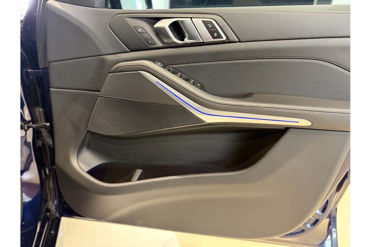 2022 BMW X5 xDrive30d M Sport G05