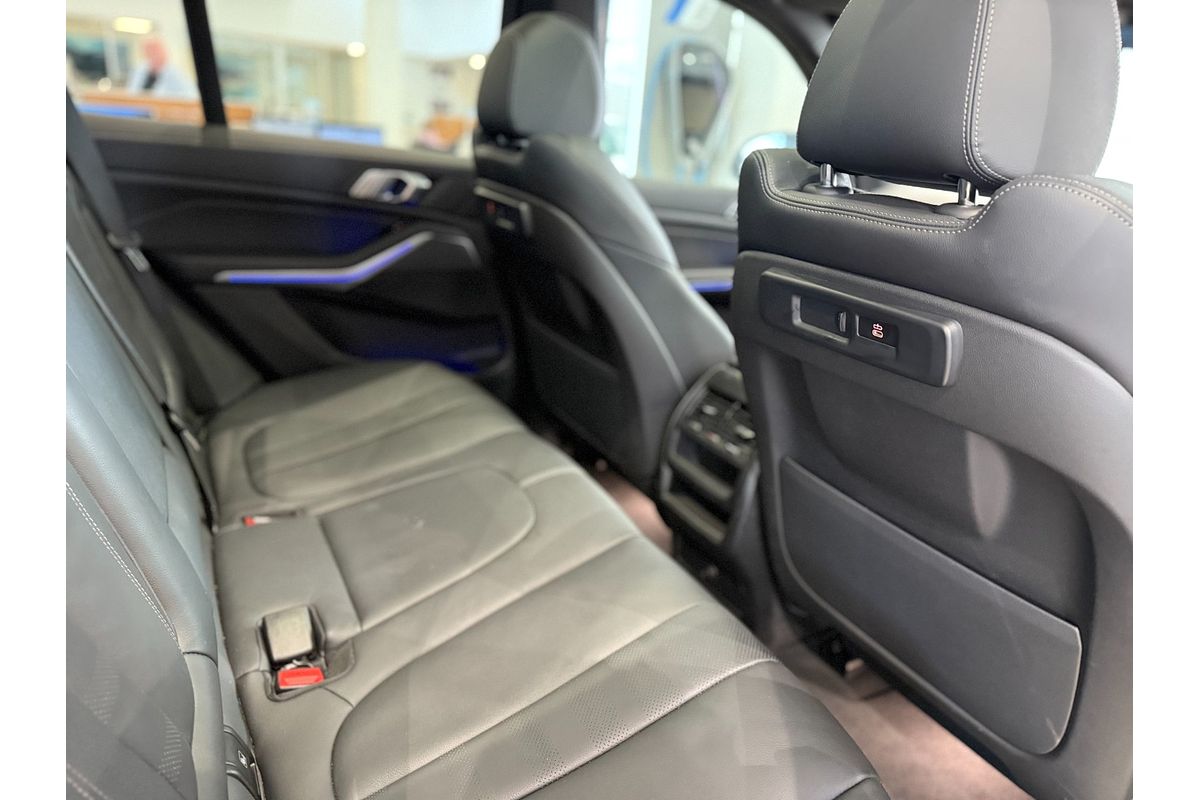 2022 BMW X5 xDrive30d M Sport G05