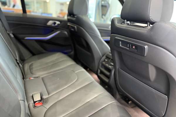 2022 BMW X5 xDrive30d M Sport G05