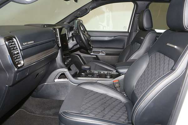 2024 Ford Everest Platinum 3.0L