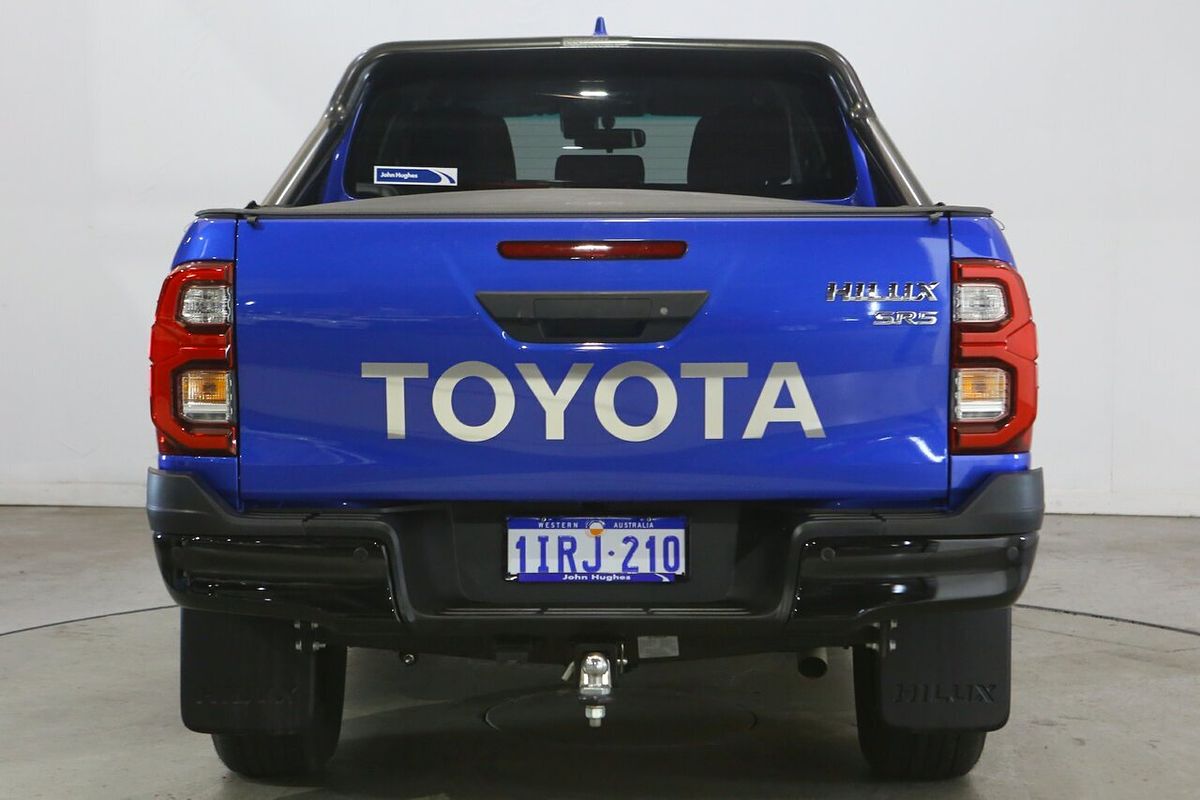 2024 Toyota Hilux SR5 48V GUN126R 4X4