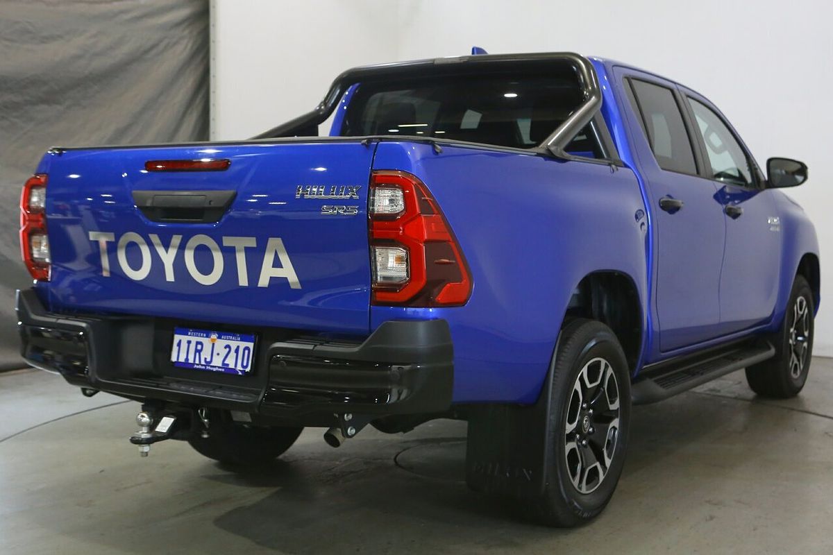 2024 Toyota Hilux SR5 48V GUN126R 4X4