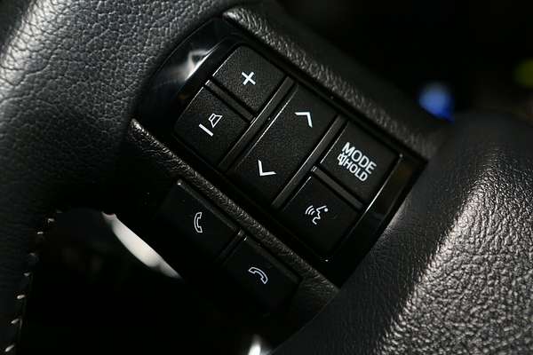 2024 Toyota Hilux SR5 48V GUN126R 4X4