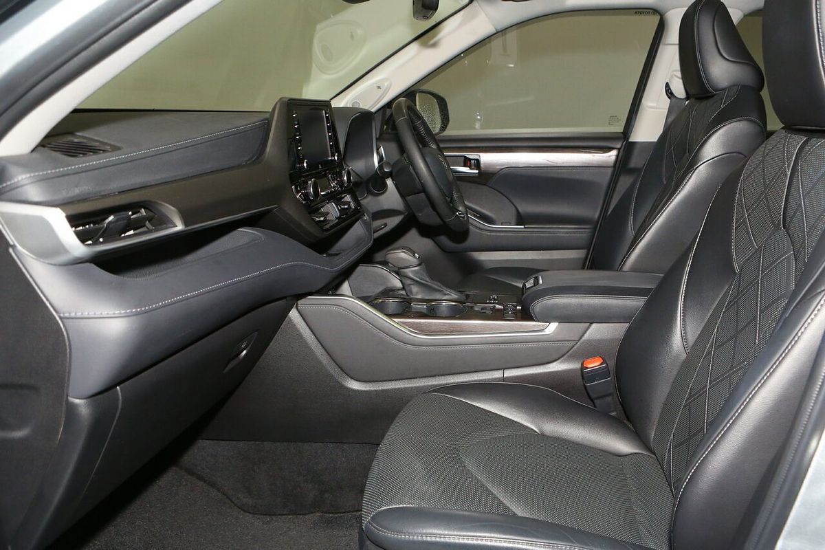 2021 Toyota Kluger Grande AXUH78R