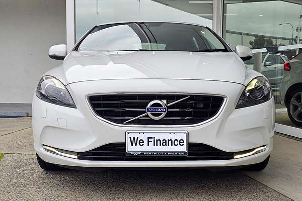 2015 Volvo V40 D4 Luxury
