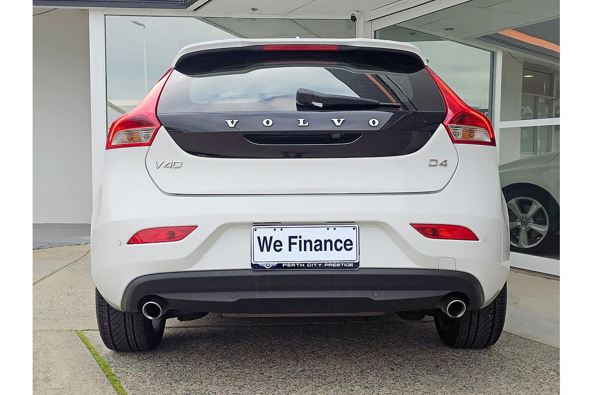 2015 Volvo V40 D4 Luxury