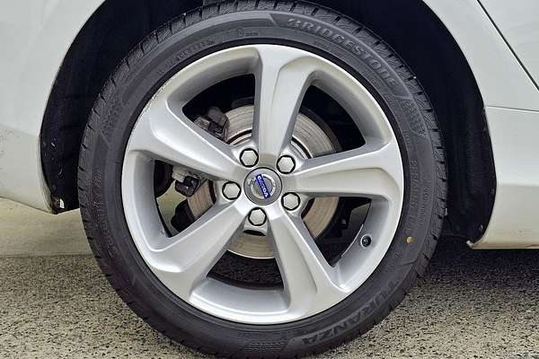 2015 Volvo V40 D4 Luxury