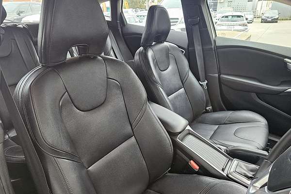 2015 Volvo V40 D4 Luxury