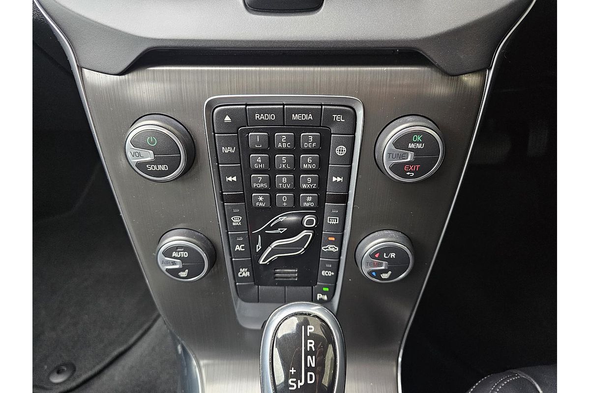 2015 Volvo V40 D4 Luxury