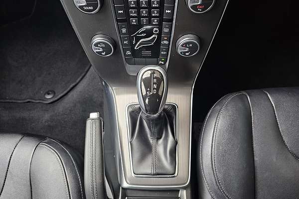 2015 Volvo V40 D4 Luxury